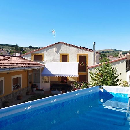 Casa Rural Los 7 Pinos De Gredos Наварредонда-де-Ґредос Екстер'єр фото