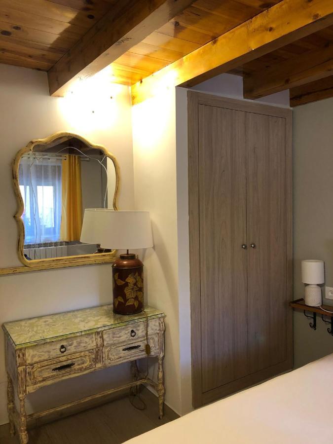 Casa Rural Los 7 Pinos De Gredos Наварредонда-де-Ґредос Екстер'єр фото