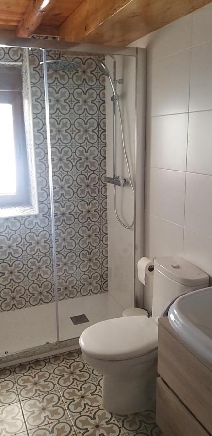 Casa Rural Los 7 Pinos De Gredos Наварредонда-де-Ґредос Екстер'єр фото