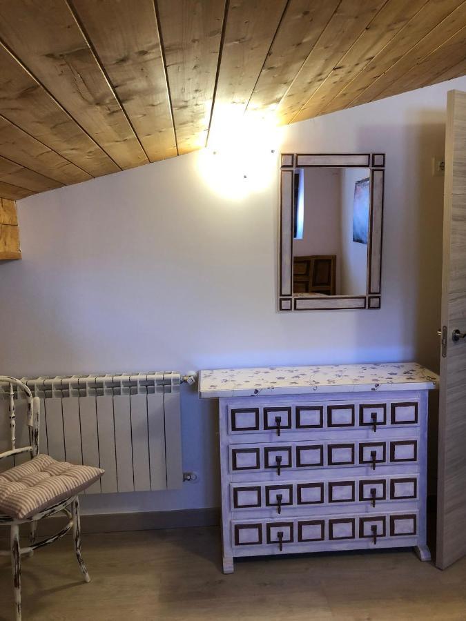 Casa Rural Los 7 Pinos De Gredos Наварредонда-де-Ґредос Екстер'єр фото